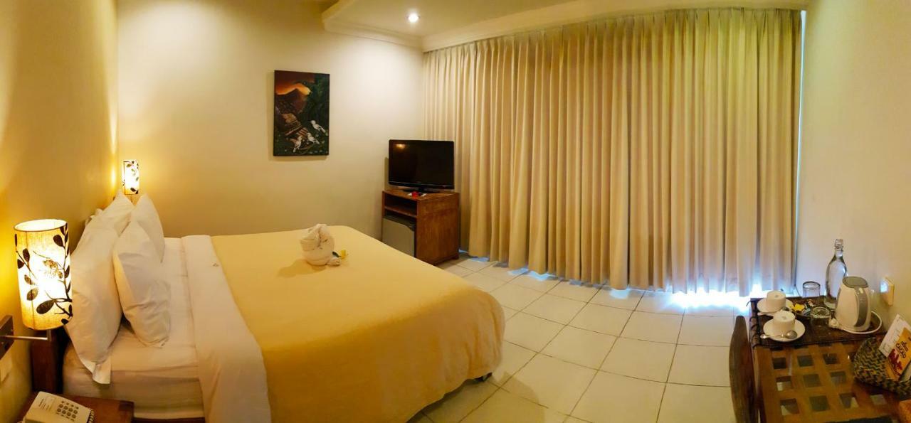 Hotel Genggong Candidasa Buitenkant foto